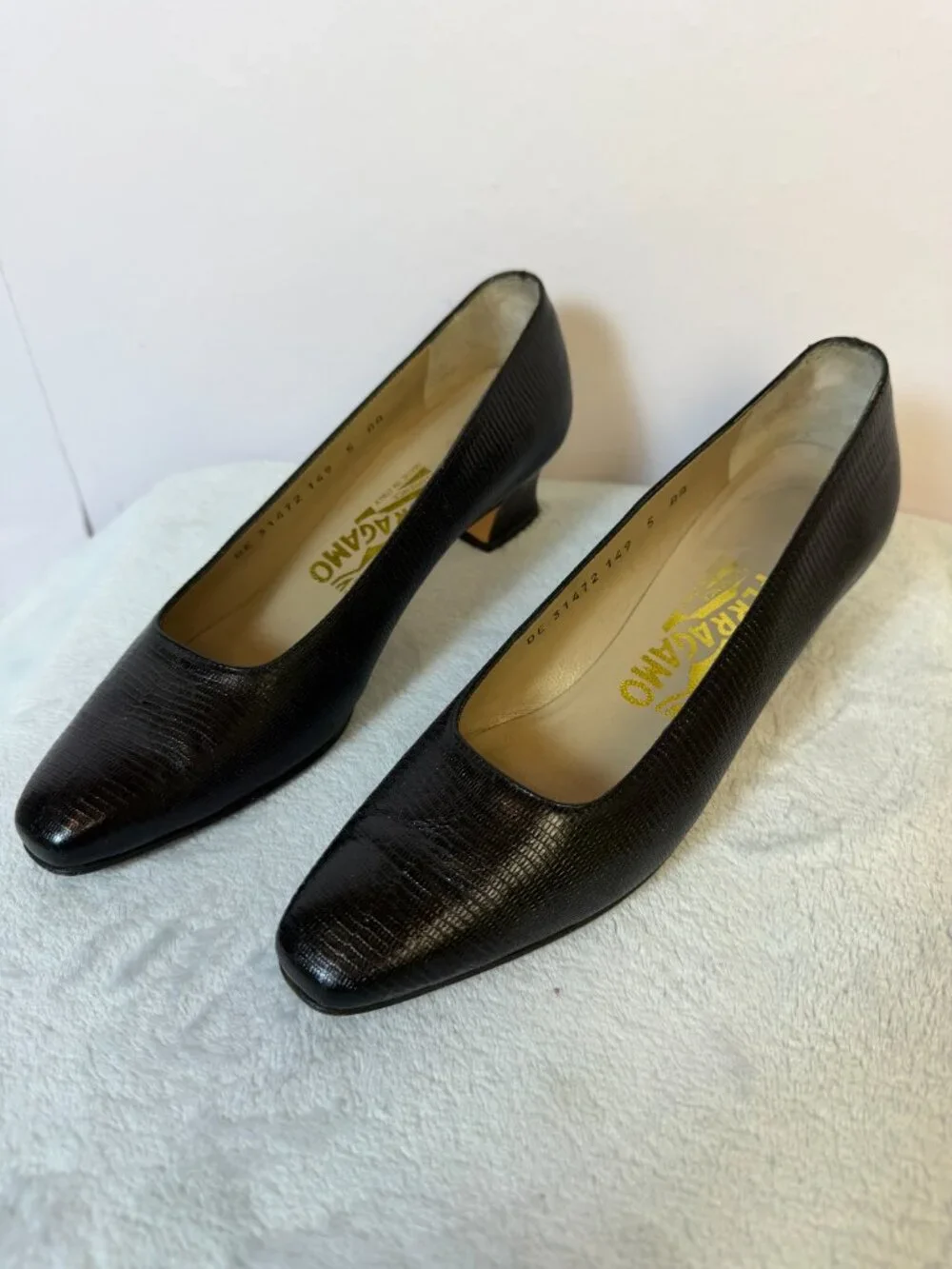 SALVATORE FERRAGAMO Classic Pumps 1.5